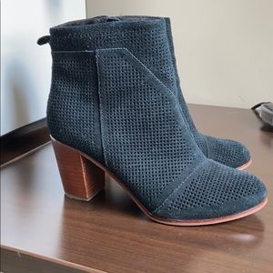 Toms Black Suede Lunata Bootie
